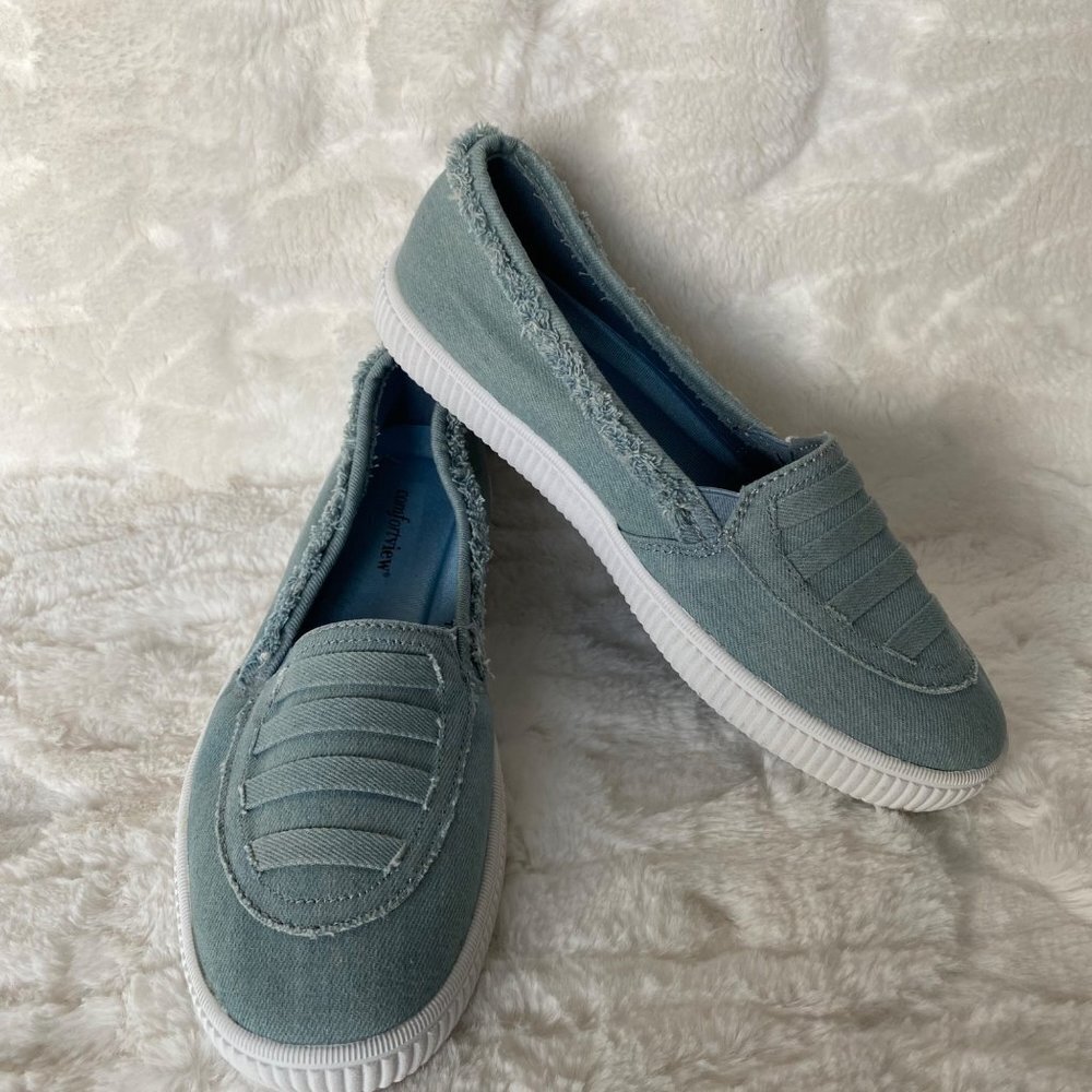 Comfortview Analia Slip-On Flat Shoe 10M Lt Blue Denim New w/o Box